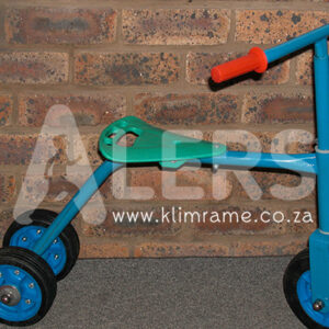 102. Big Sit Scooter (3 Wheels)