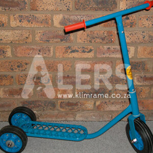 104. Step - on Scooter ( 3 Wheels) Small